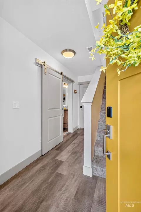 Entry Way - 105 Broken Pine Ln, Mccall, ID 83638 photo 1 of 5