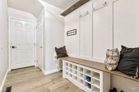 Entry Way - 1052 E Sicily, Meridian, ID 83642 photo 1 of 2