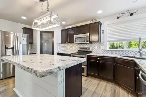 Kitchen - 1052 E Sicily, Meridian, ID 83642 photo 2 of 3