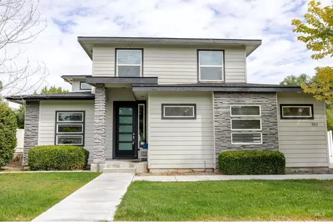 701 E 701 E Willow St, Caldwell, ID 83605