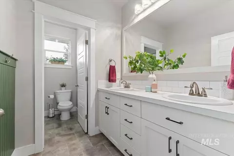 Bath - 5445 W Saguaro Dr, Eagle, ID 83616 photo 6 of 7