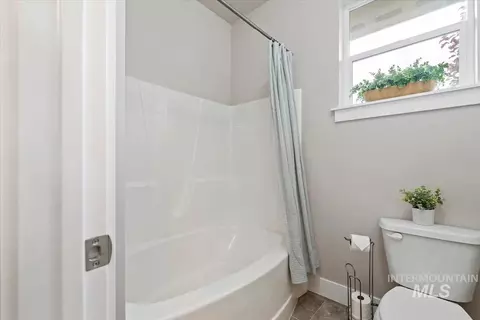 Bath - 5445 W Saguaro Dr, Eagle, ID 83616 photo 7 of 7