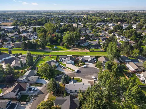 View/Area - 379 N Procyon Pl, Star, ID 83669 photo 9 of 9