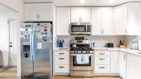 Kitchen - 379 N Procyon Pl, Star, ID 83669 photo 3 of 3