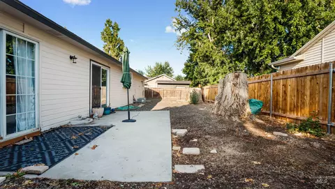 Exterior - 379 N Procyon Pl, Star, ID 83669 photo 3 of 4