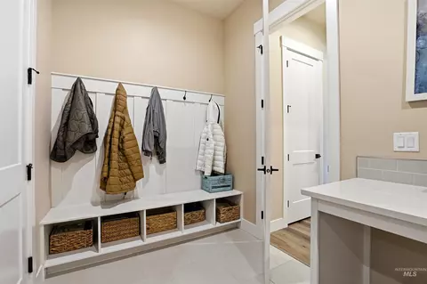 Entry Way - 239 S Eagles Roost Way, Eagle, ID 83616 photo 3 of 3