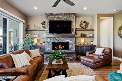 Living - 239 S Eagles Roost Way, Eagle, ID 83616 photo 1 of 3
