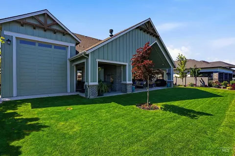 Exterior - 239 S Eagles Roost Way, Eagle, ID 83616 photo 7 of 12