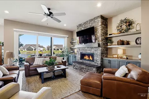 Living - 239 S Eagles Roost Way, Eagle, ID 83616 photo 2 of 3