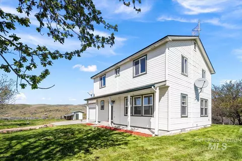 Exterior - 6970 Pearl Rd, Eagle, ID 83616 photo 3 of 9