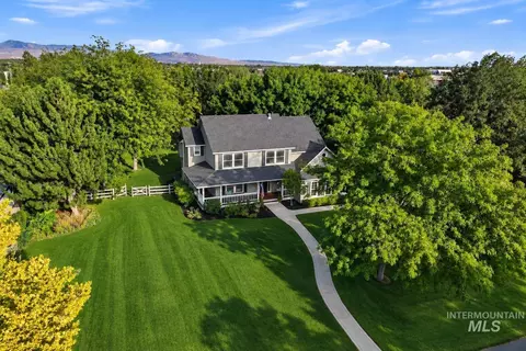 6710 N Barney Ln, Meridian, ID 83646