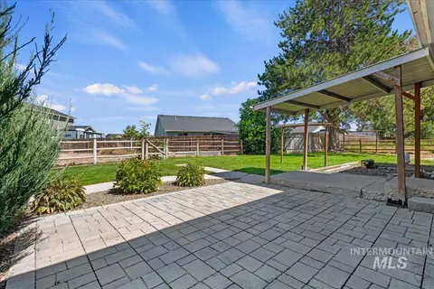 Exterior - 2519 E Homedale Rd, Caldwell, ID 83607 photo 4 of 13