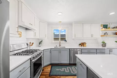 Kitchen - 3152 S Ithaca Ave, Boise, ID 83709 photo 1 of 4