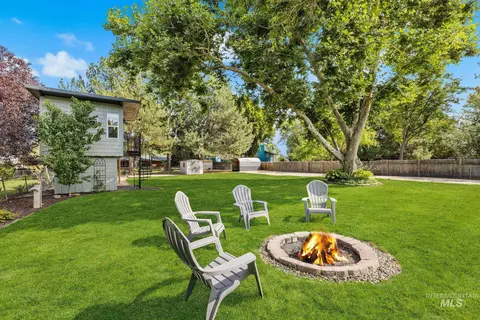 Exterior - 3152 S Ithaca Ave, Boise, ID 83709 photo 2 of 19