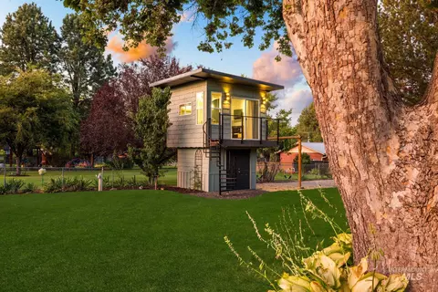 Exterior - 3152 S Ithaca Ave, Boise, ID 83709 photo 5 of 19