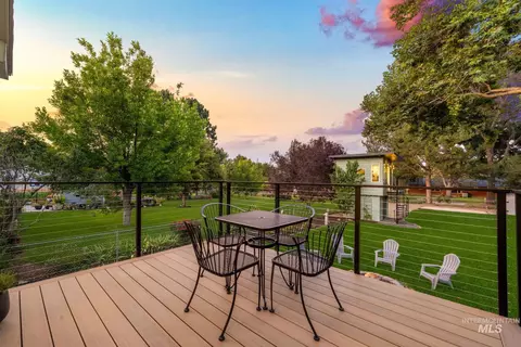 Exterior - 3152 S Ithaca Ave, Boise, ID 83709 photo 9 of 19