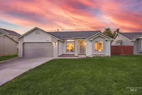 2014 E Olympic Ave, Nampa, ID 83686