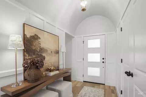 Entry Way - 1102 Copper Dr, Rupert, ID 83350 photo 1 of 2