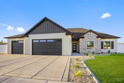 Exterior - 1102 Copper Dr, Rupert, ID 83350 photo 5 of 10
