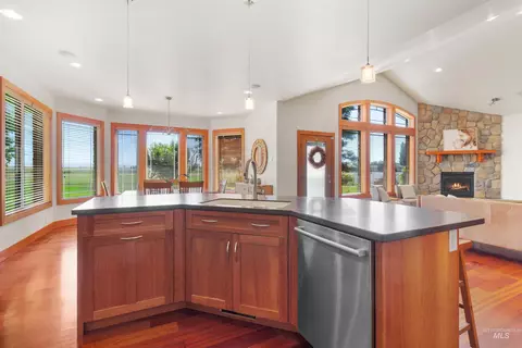 Kitchen - 3415 Moonlight, Kimberly, ID 83341 photo 5 of 6