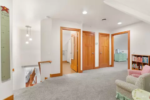 Entry Way - 3415 Moonlight, Kimberly, ID 83341 photo 5 of 5