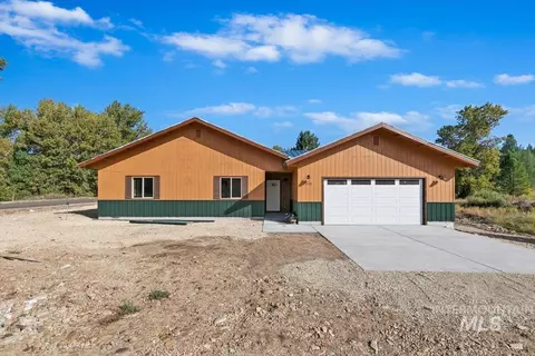 213 Lainey Ln, Idaho City, ID 83631