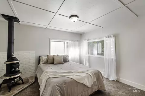 Bedroom - 2672 S 1050 E, Hagerman, ID 83332 photo 1 of 7