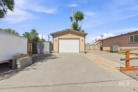 175 N 12th E, Mountain Home, ID 83647 photo 25