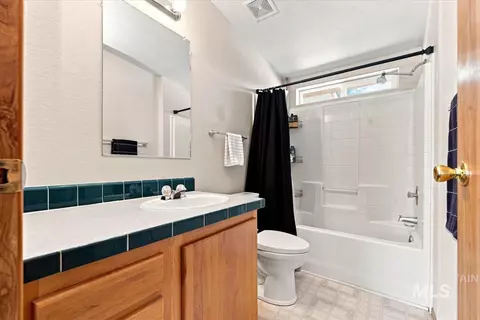 175 N 12th E, Mountain Home, ID 83647 photo 21