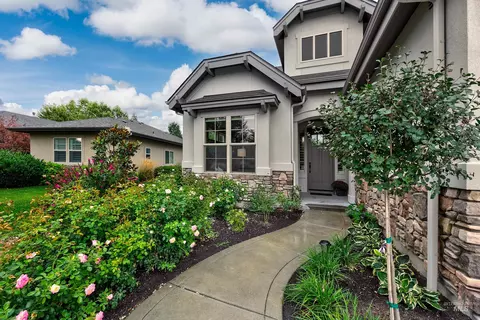 Exterior - 3765 W Dublin Dr, Eagle, ID 83616 photo 9 of 14