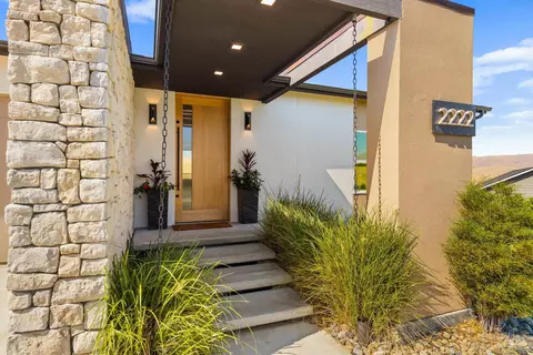 2222 Deer Pointe Dr, Clarkston, WA 99403