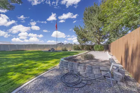 Exterior - 1560 W Yellowstone Ct, Eagle, ID 83616 photo 12 of 12