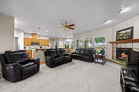 Living - 1560 W Yellowstone Ct, Eagle, ID 83616 photo 1 of 3