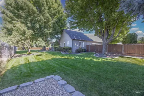 Exterior - 1560 W Yellowstone Ct, Eagle, ID 83616 photo 9 of 12