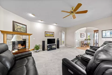 Living - 1560 W Yellowstone Ct, Eagle, ID 83616 photo 3 of 3