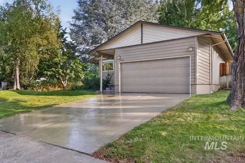 Exterior - 1383 E Fall Ct, Boise, ID 83706 photo 8 of 8