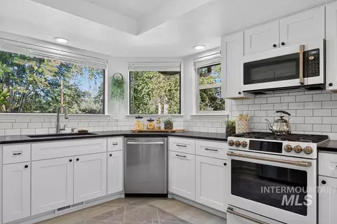 Kitchen - 1383 E Fall Ct, Boise, ID 83706 photo 1 of 4