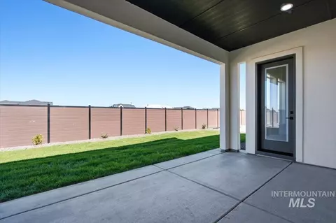 Exterior - 7050 W Tolland St, Eagle, ID 83616 photo 4 of 6