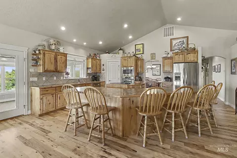 Kitchen - 6900 W Charters Ln, Melba, ID 83641 photo 1 of 5