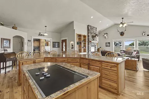 Kitchen - 6900 W Charters Ln, Melba, ID 83641 photo 2 of 5