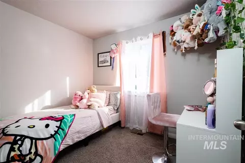 Bedroom - 2160 E Ridgeview Ave, Payette, ID 83661 photo 3 of 6