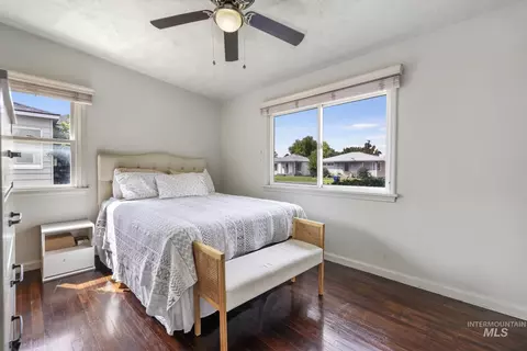Bedroom - 344 Pierce St, Twin Falls, ID 83301 photo 1 of 2