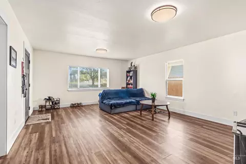 Living - 424 S 5th, Rupert, ID 83350 photo 2 of 3