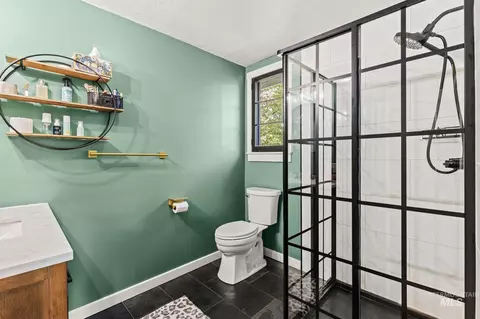 Bath - 320 4th St, Lewiston, ID 83501 photo 5 of 5