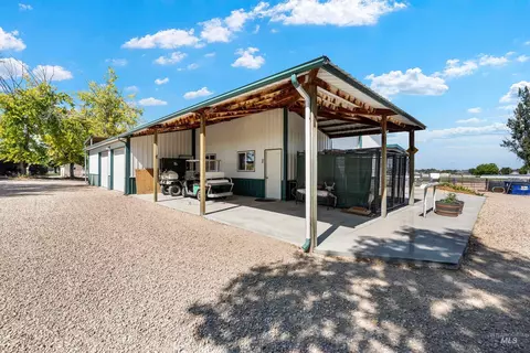 Exterior - 479 E King Rd, Kuna, ID 83634 photo 3 of 14