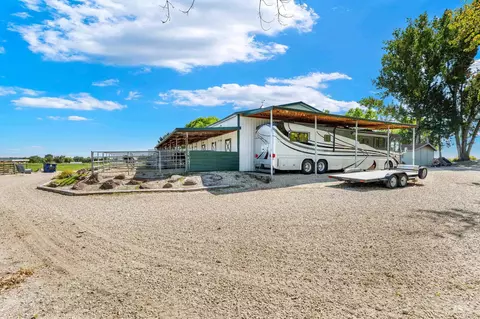 Exterior - 479 E King Rd, Kuna, ID 83634 photo 5 of 14