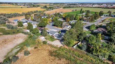 View/Area - 3085 Dickson Ave, Twin Falls, ID 83301 photo 11 of 12