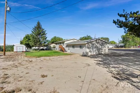 Exterior - 3085 Dickson Ave, Twin Falls, ID 83301 photo 4 of 7