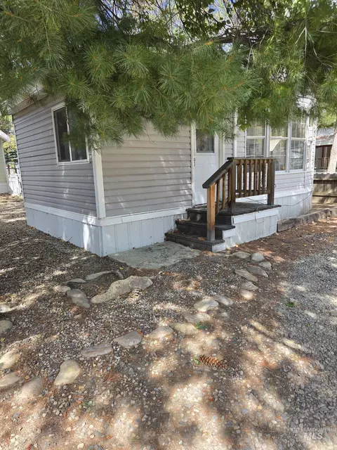 Exterior - 514 D28 Sawyer St #D28, Cascade, ID 83611 photo 14 of 14