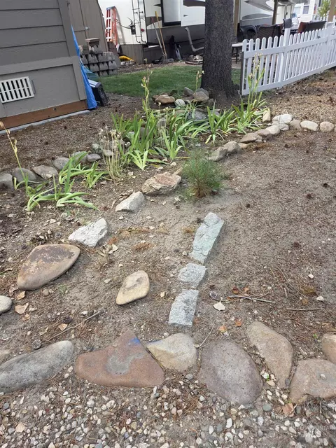 Exterior - 514 D28 Sawyer St #D28, Cascade, ID 83611 photo 4 of 14